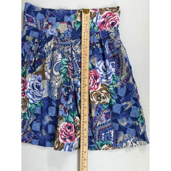 Byer Shorts Skort Size Small Blue Floral Rayon Vintage 90s High Rise Pleated USA - Picture 9 of 10